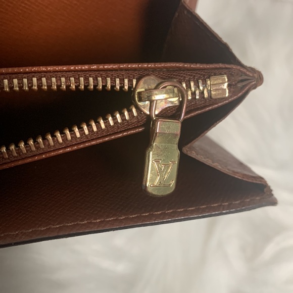 ❌SOLD❌ 2002 authentic Louis Vuitton Sarah wallet - Picture 14 of 17